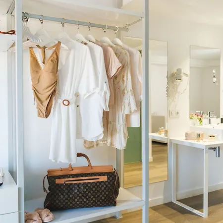 호텔 Welikehotel Triton (adults Only) 칼라 라트자다