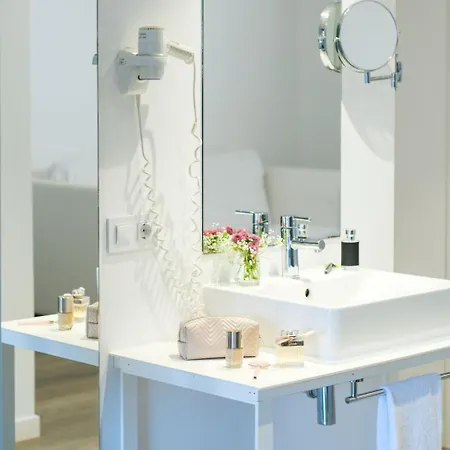 Welikehotel Triton (adults Only) 호텔 4*