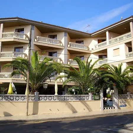 Hotel Triton 4*