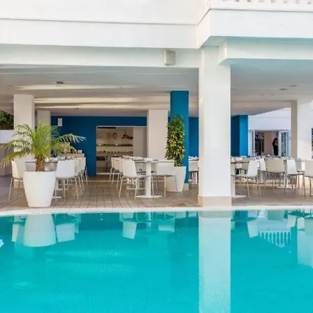 Hotel Triton 4*