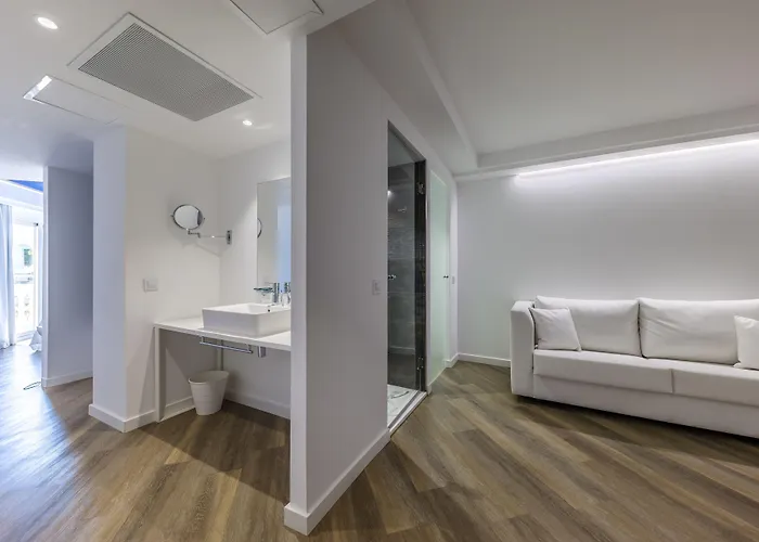 Welikehotel Triton (adults Only) Hotel